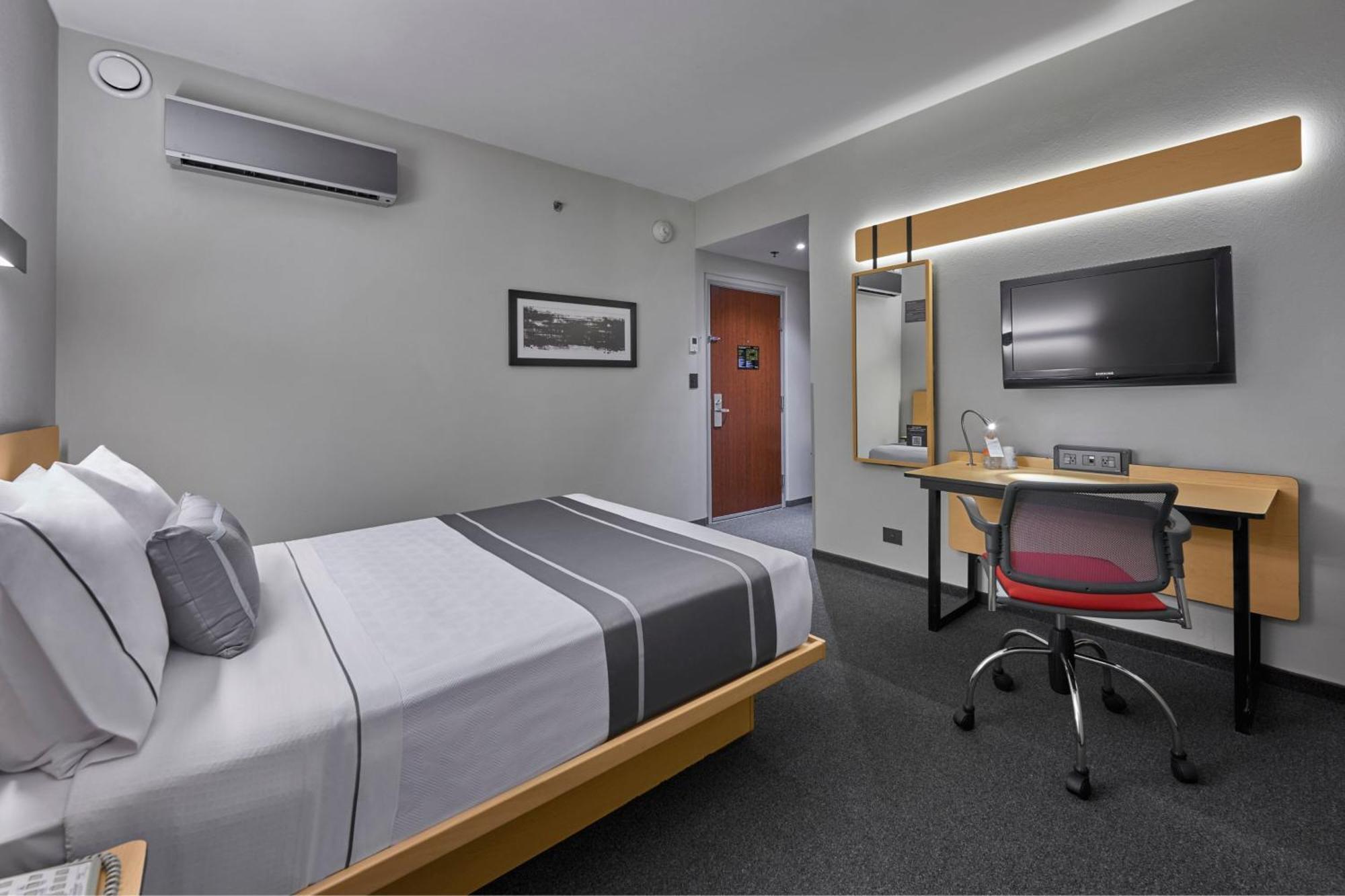 City Express Plus By Marriott Monterrey Nuevo Sur Екстериор снимка