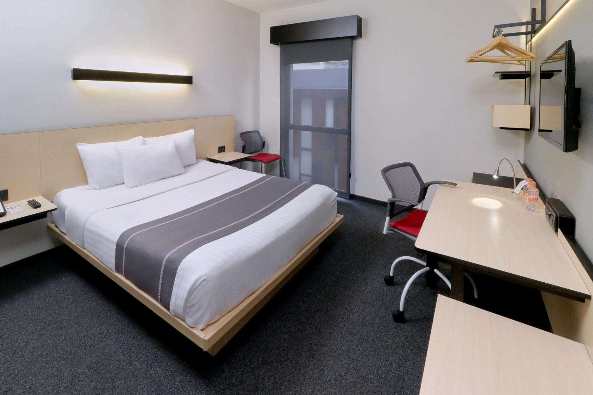 City Express Plus By Marriott Monterrey Nuevo Sur Екстериор снимка